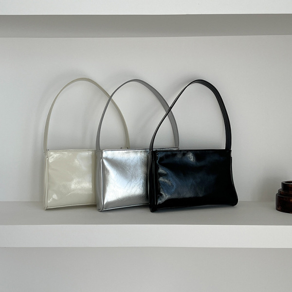 niche patent leather tote bag s2