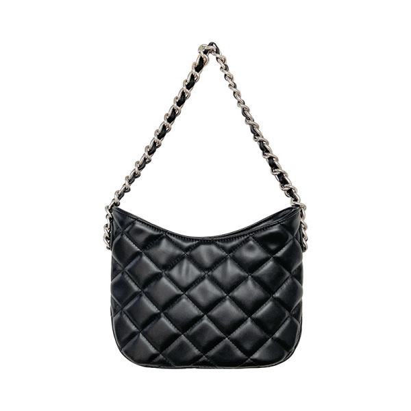 Simple Chain Rhombus Bag s9