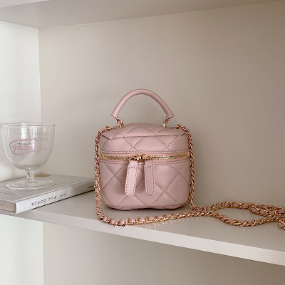 Portable Diamond Chain Bag s79