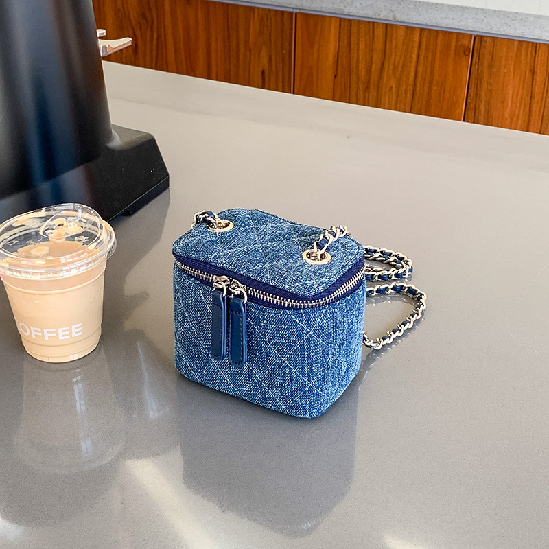 Diamond denim bag 137