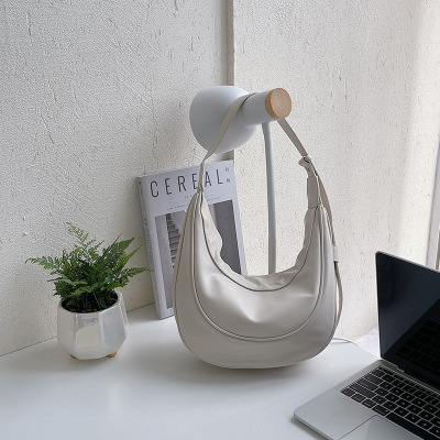 Fashion soft shoulder bag 131