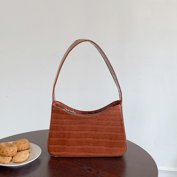 vintage crocodile underarm bag s61