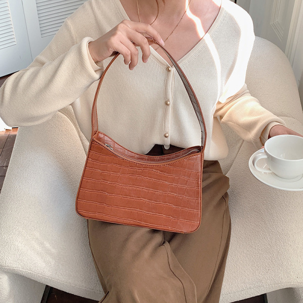 vintage crocodile underarm bag s61