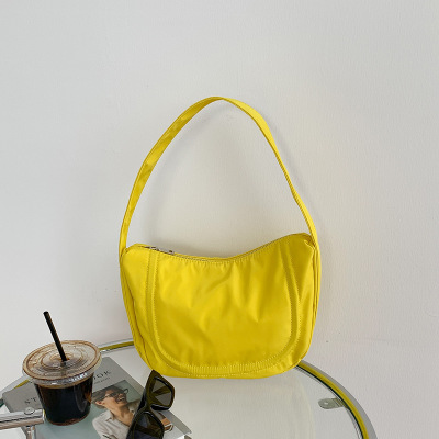 wide shoulder dumpling bag s65