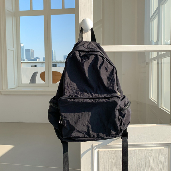 multi-pocket commuter backpack s112