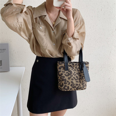 vintage suede small square bag s119